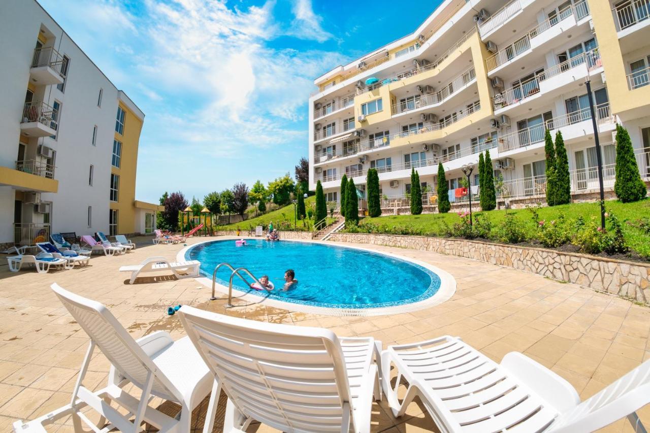 Imperial And Crown Fort Noks Grand Resort Sveti Vlas Esterno foto