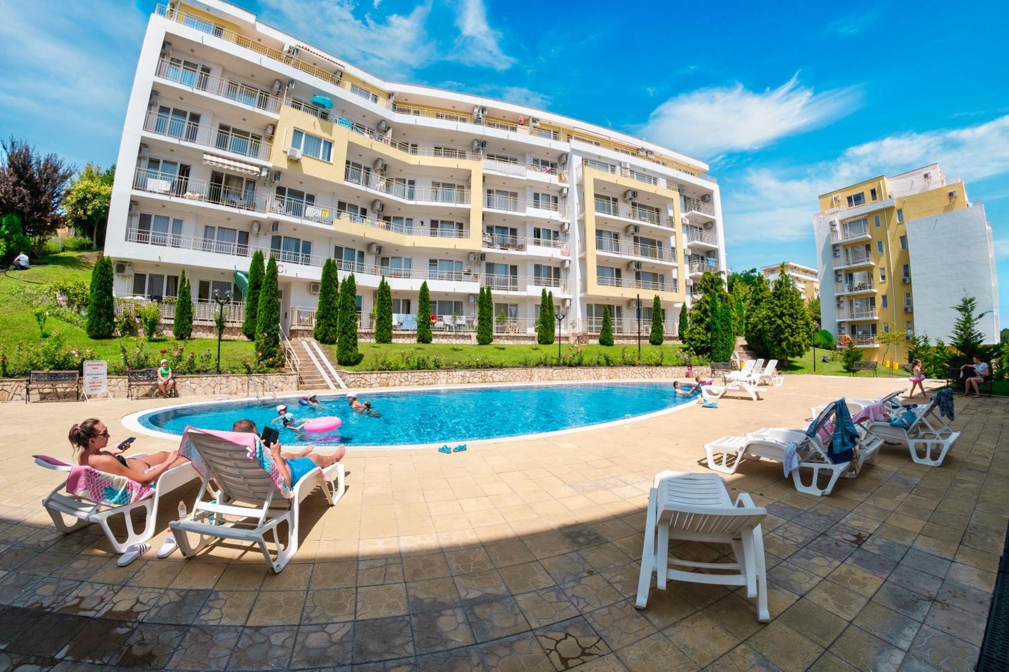 Imperial And Crown Fort Noks Grand Resort Sveti Vlas Esterno foto